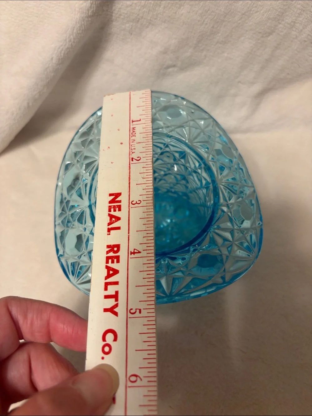 Fenton daisy and button top hat blue